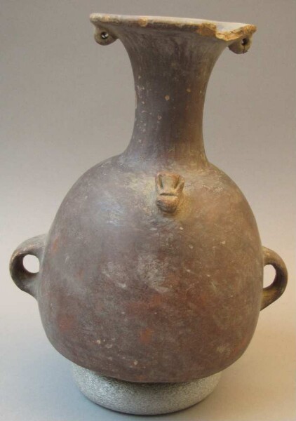 Clay vessel