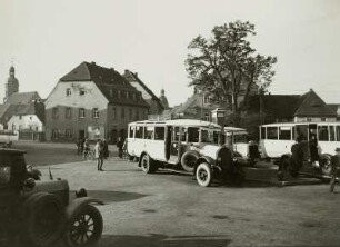 Dippoldiswalde, Autobus-Haltestelle mit 3 Bussen