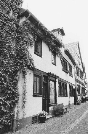 Wohnhaus, Fachwerk; Gelnhausen, Pfarrgasse 1