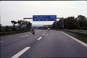 Ausfahrt Ost von Fahrbahn Ost (AK Stuttgart Richtung Stuttgart)