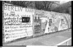 Kleinbildnegativ: Graffiti, Yorckstraße, 1977