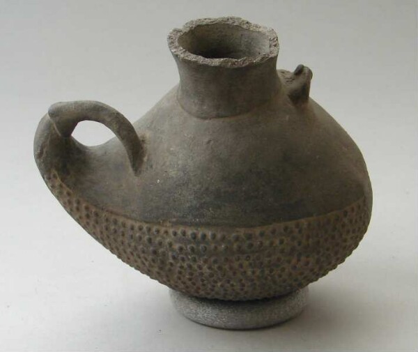 Clay vessel