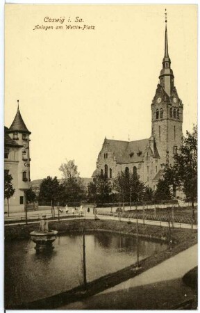 Coswig. Wettinsplatz, im Hintergrund die Peter-Pauls-Kirche