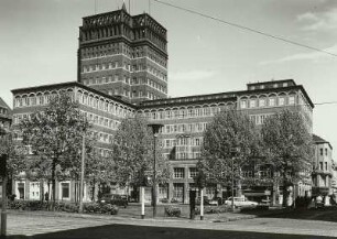 Düsseldorf, Wilhelm-Marx-Haus, Straßenansicht
