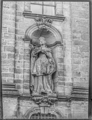 Basilika, Figur der Hl. Kunigunde