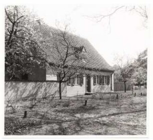 Siedlung Lendelsches Gelände, Potsdam-Bornstedt: Wohnhaus (Thunert, Baur ?) Vorderansicht