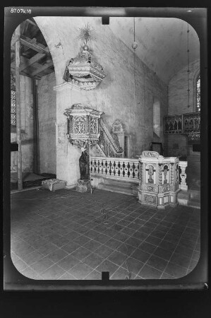 Aegidii-Kirche, Fassaden (E), Altar (S)