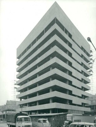 IBM Bürogebäude, 1962-1963