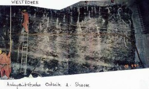Engelbergbasistunnel Ostseite, Anhydritstrecke der Strosse. Geologische Erkundungen.