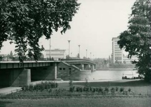 Friedens-Brücke, Frankfurt am Main, ohne Datum