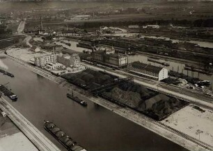 Luftbildaufnahmen von Karlsruhe. Rheinhafen/Rheinstadt - Rheinhafen - Blick nach Südosten