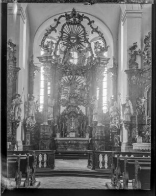Pfarrkirche, Hochaltar