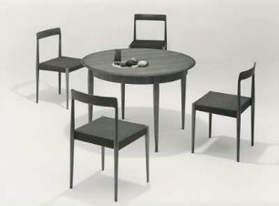 Stuhl "Mod. 429 / 02" und Tisch "Mod. 624 / 53" von O. F. Pollak