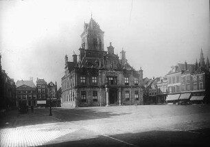 Delft, Rathaus