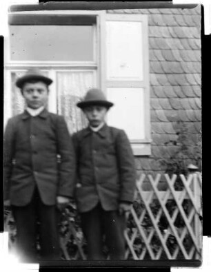 Portrait (Zwei Jungen)