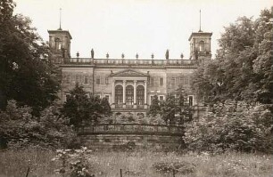 Dresden-Loschwitz, Bautzner Straße 130. Schloss Albrechtsberg (1850-1854; A. H. Lohse)