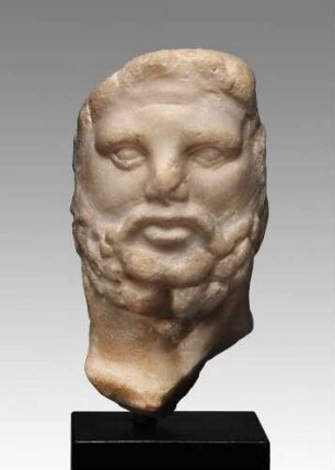Gesichtsmaske des Herakles oder eines bärtigen Gottes