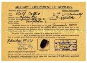 Zeitweilige Registrierkarte der amerikanischen Militärregierung für Arthur Wolf