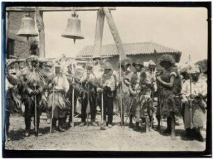 Maskenspiele der Gauchos. Fest Santa Barbara in Caraparí