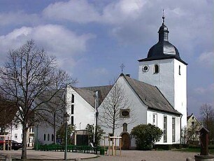 Gulbransson, Olaf Andreas; Schweinfurt - Schwebheim; Ev- luth. Auferstehungskirche - Außenansicht