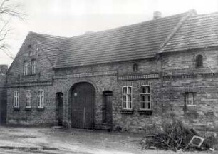 Bauernhof in Scado : Bauwesen - Wirtschaftsgebäude und Gehöfte. Ort: Škodow / Scado. Haus Nr. 10. Bauernhof der Familie Bisold