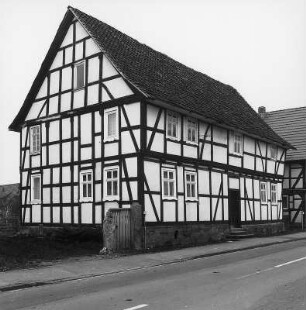 Meinhard, Hauptstraße 7