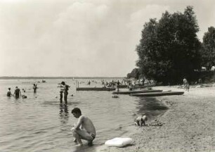 Groß Särchen. Knappensee, Badestrand zwischen Koblenz und Knappenrode
