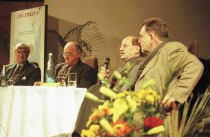 Freiburg im Breisgau: Alfred Biolek im Konzerthaus anlässlich der Benefiz-Gala des Wallgraben-Theaters [mit Rolf Böhme]