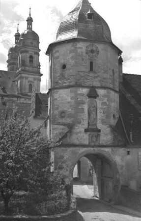 Zisterzienserkloster — Torturm
