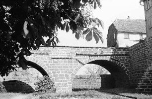 Waldenburg: Alte Steinbrücke der Befestigung