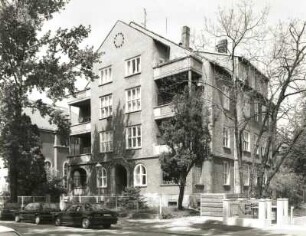 Dresden-Striesen, Wohnhaus Um 1955), Haydnstraße 25. Straßenansicht