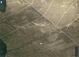 Foto der Wegkreuzung westlich von Prosnes (Luftbild)
