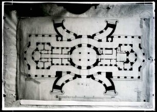 Schloß; Grundriß des Erdgeschosses, heutiger Zustand