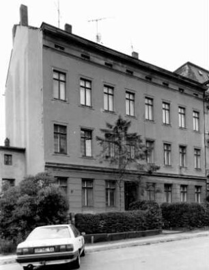 Görlitz-Altstadt, Augustastraße 2. Wohnhaus (E. 19. Jh., verändert). Straßenansicht