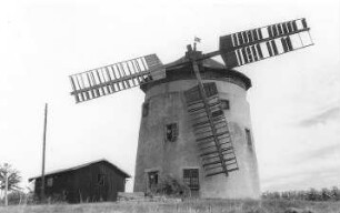 Vierkirchen-Arnsdorf. Turmholländer