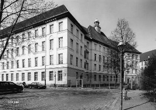 75. Gemeindeschule und 14. und 72. Gemeindeschule; Berlin, Mitte