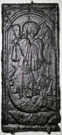 Ofenplatte mit der Darstellung des Erzengels Michael
