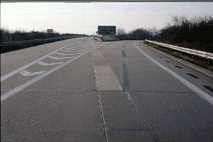 Einfahrt in Tangente Nordwest (Heidelberg Richtung Mannheim) von Nebenfahrbahn West (Heidelberg Richtung Karlsruhe)
