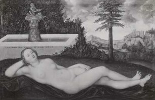 Liegende Quellnymphe