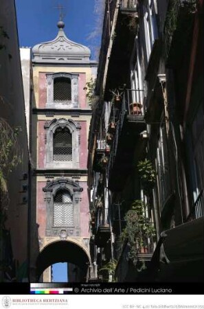 San Gregorio Armeno, Campanile