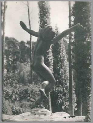 Brunnen mit Brunnentänzerin, Detail, 1922, Bronze