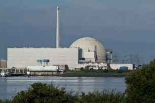 Atomkraftwerk AKW Unterweser. Reaktor, Symbol für Energie, Technik ...