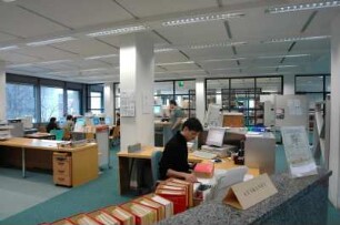 Dresden-Südvorstadt. SLUB, Zweigbibliothek Rechtswissenschaft. Innenaufnahme der Bibliothek