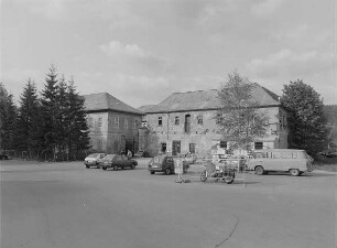 Johanngeorgenstadt-Wittigsthal, Gutshof Wittigsthal, Straßenansicht von Herrenhaus und Wirtschaftsgebäude