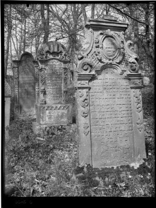 Bödigheim Jüdischer Friedhof 3 Grabsteine