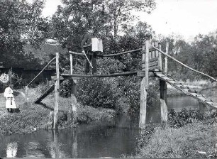 Brücke in Burg : Landschaft - Spreewald. Ort: Bórkowy / Burg-Spreewald. Steg