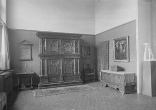 Ausstellungsraum mit Renaissanceausstattung