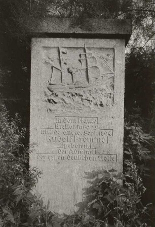 Gedenkstein für den ersten Admiral der ersten deutschen Flotte Rudolf Bromme