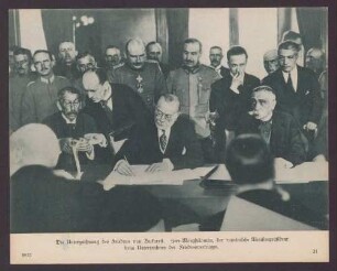 Die Unterzeichnung des Friedens von Bukarest [7.5.1918]. Herr Morghiloman, der rumänische Ministerpräsident beim Unterzeichnen des Friedensvertrages.
