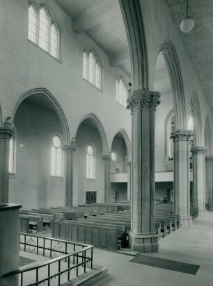 St. Antonius Kirche und Pfarrhaus, Frankfurt am Main, 1949